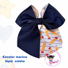 Cargar imagen en el visor de la galería, Coletero Marino con un toque de estampado
