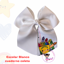 Cargar imagen en el visor de la galería, Coletero Blanco con un toque de estampado
